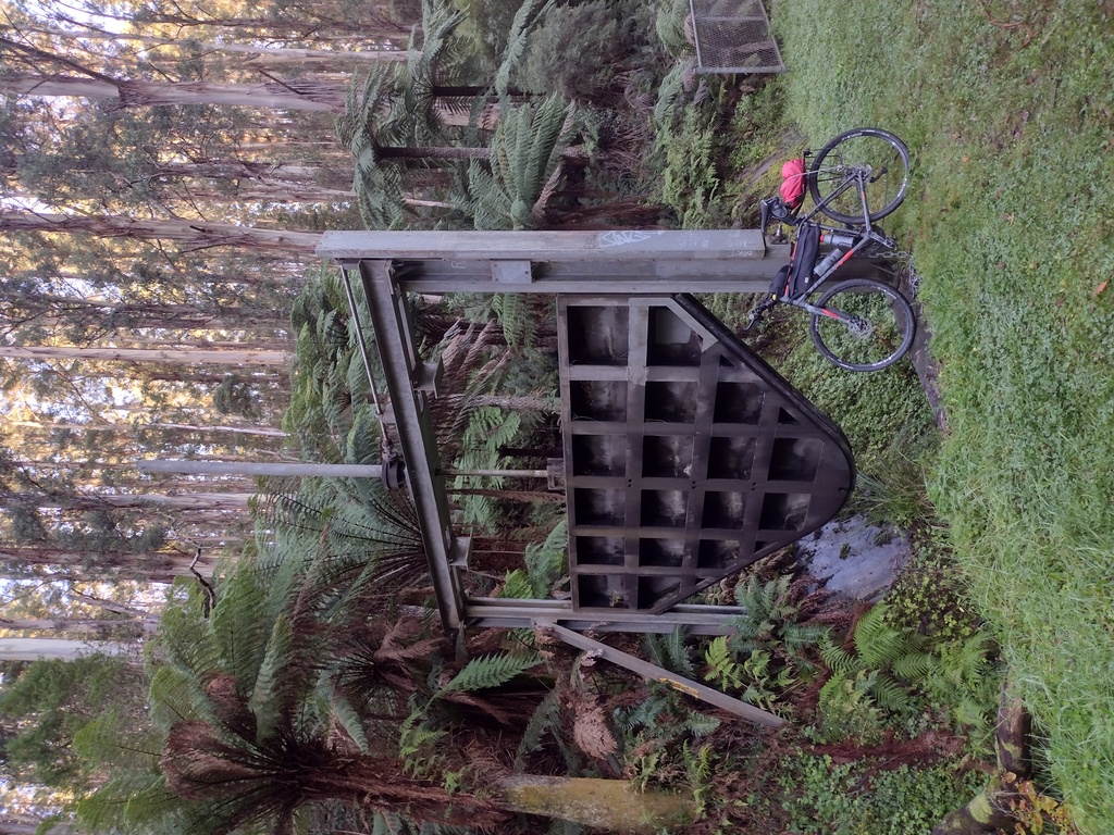 bike on o'shannassy aqueduct trail